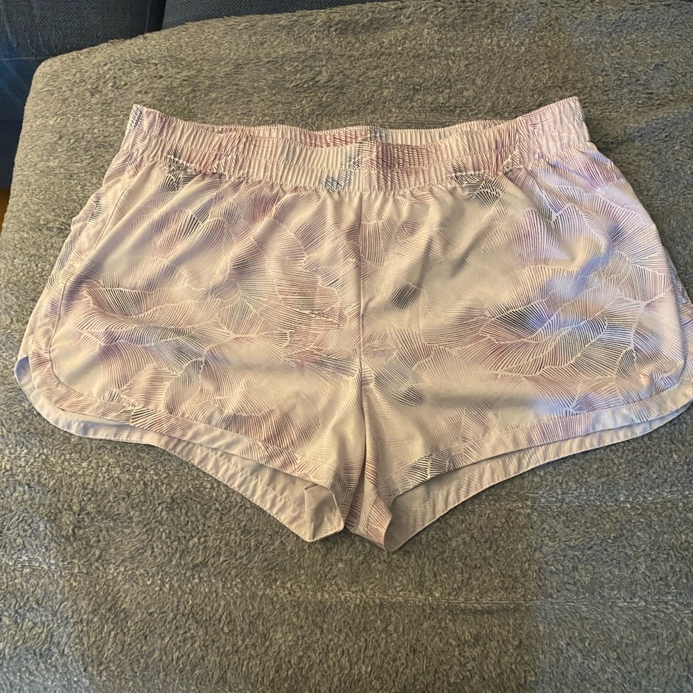 GAP shorts